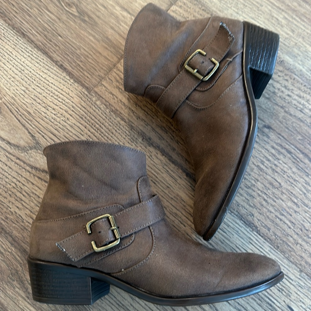 Aerosoles Booties